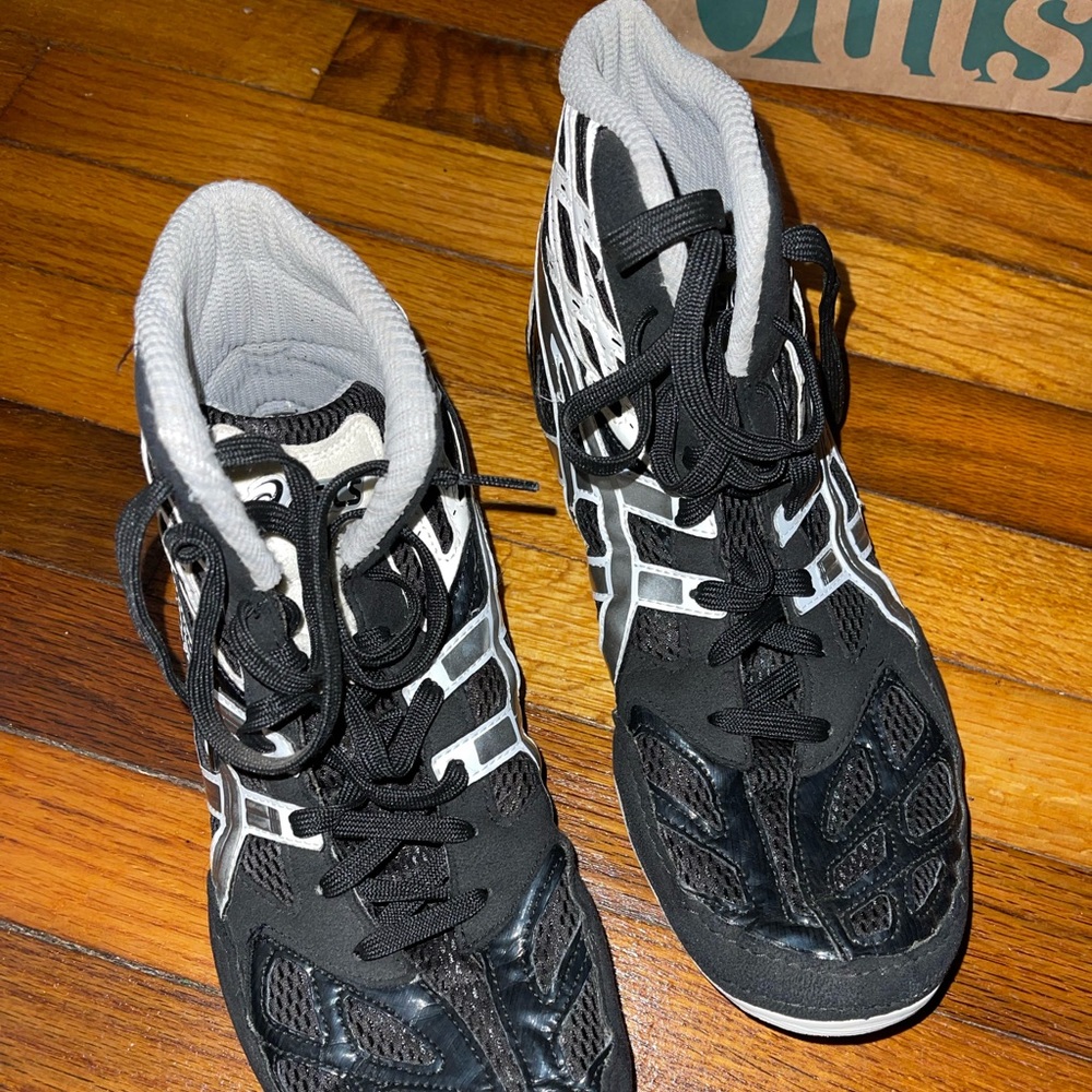ASICS wrestling shoes